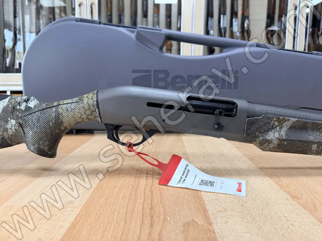 BENELLİ M2 CAMO CERAKOTE TUNGSTEN OPTİFADE TİMBER 12 KALİBRE YARI OTOMATİK AV TÜFEĞİ