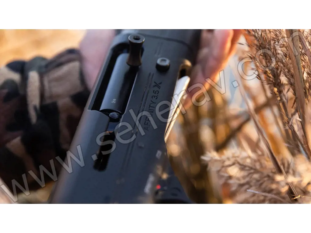 FRANCHI AFFINITY 3 X BLACK SENTETİK YENİ MODEL 12 KALİBRE YARI OTOMATİK AV TÜFEĞİ