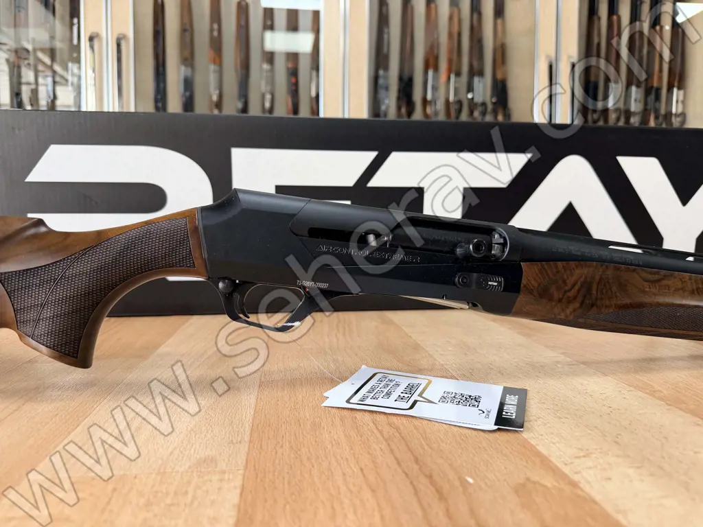 RETAY AİR CONTROL EXTREME R SİYAH AHŞAP 12 KALİBRE YARI OTOMATİK AV TÜFEĞİ