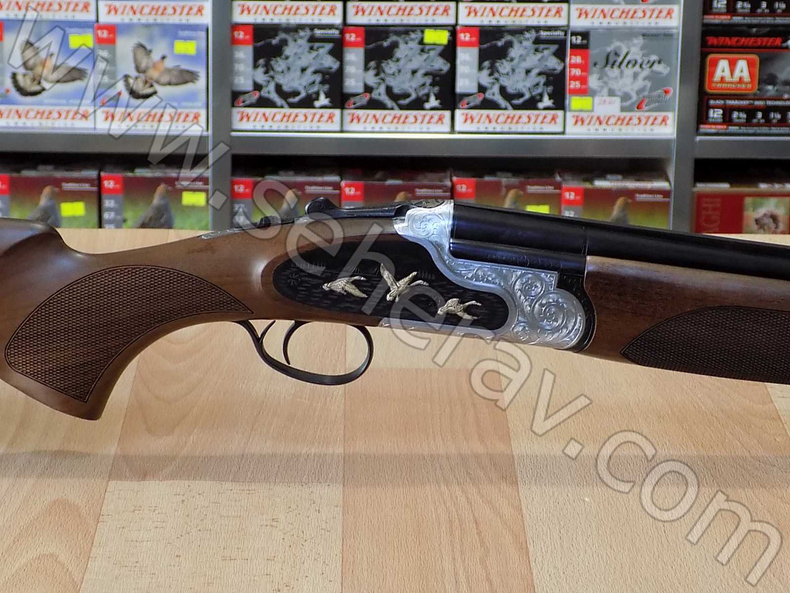 HUĞLU 103 FE SİYAH KUŞLU 12 KALİBRE SÜPERPOZE