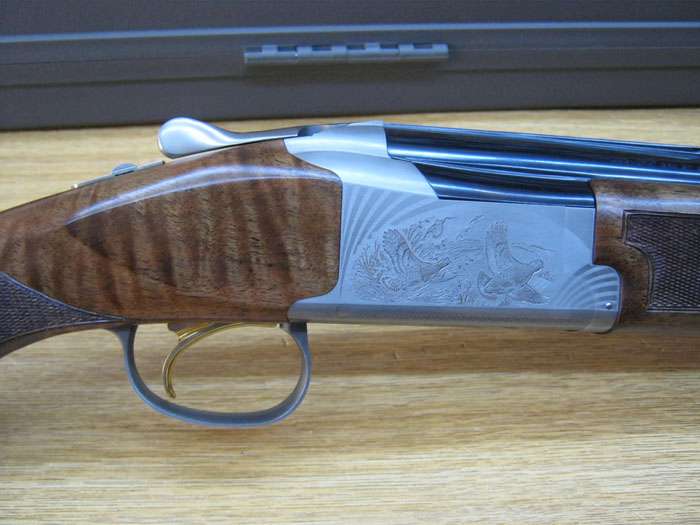 BROWNING B725 HUNTER ÇELİK KASA 12 KALİBRE SÜPERPOZE